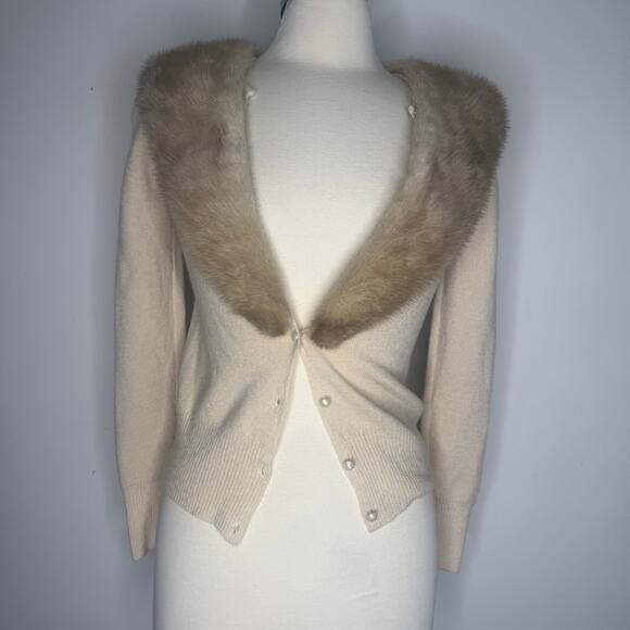 VINTAGE | GAP Reworked Oat Fur Collar Merino Wool Cardigan Sweater Size Medium - Picture 5 of 5